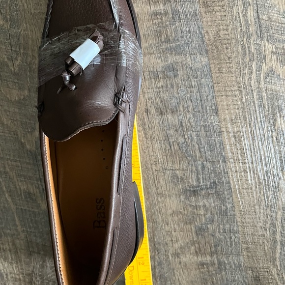Bass Weejuns Stratton kilt tassel sz 11 M Brown. NEW in box - Picture 8 of 8